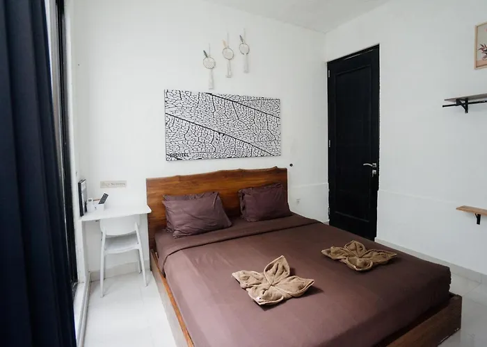 Escotel Tempekan 3* 坎古