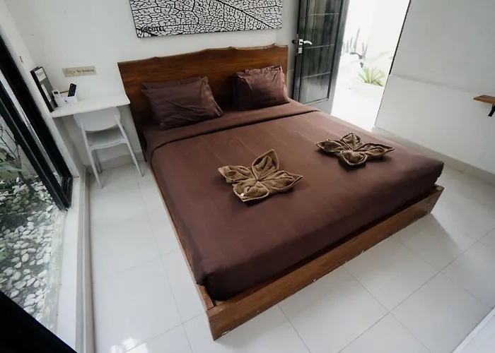 Escotel Tempekan 3* 坎古